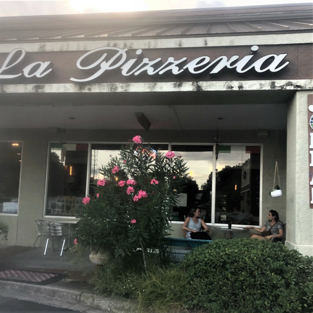 La Pizzeria